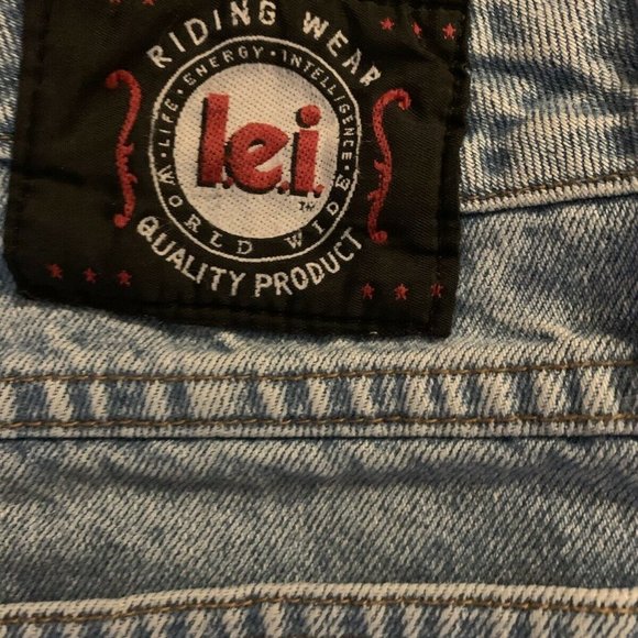 9 Women/Junior Shorts L.E.I. Short Shorts Bootie - Picture 4 of 11